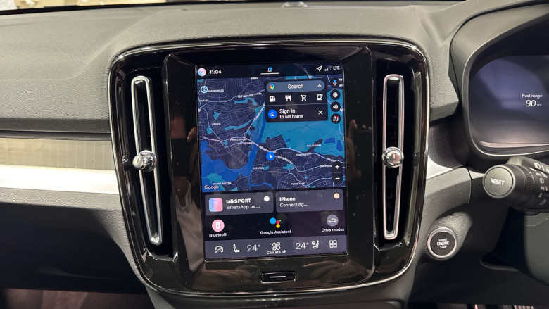 Volvo XC40 2.0 B3P Plus Dark 5dr Auto Petrol Estate